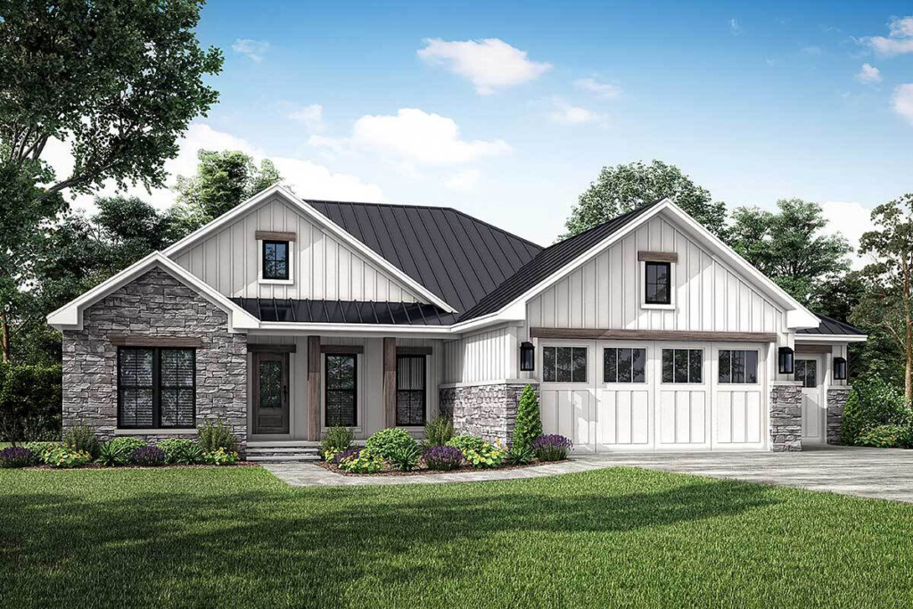 Single Story 3 Bedroom Modern Rustic Ranch Home Just Under 1500 Square  - 1500 SQ FT House Plans With 3 Car Garage